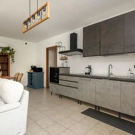 Zoe By Moderno Olbia